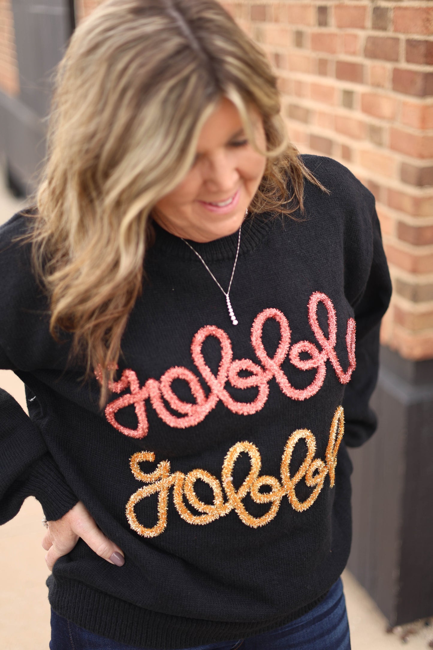 Gobble til you Wobble Sweater [black]