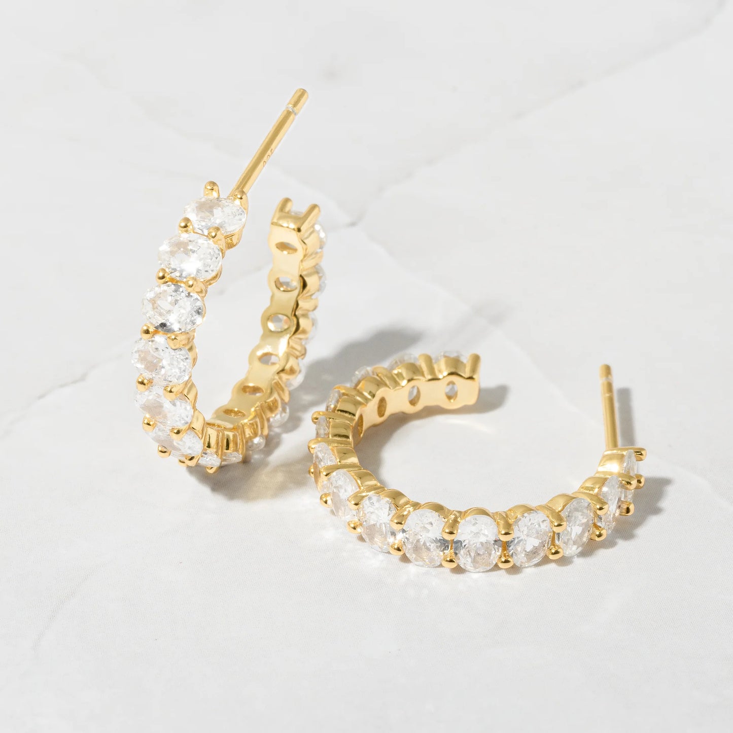 Oval Radiance Hoops [gold]